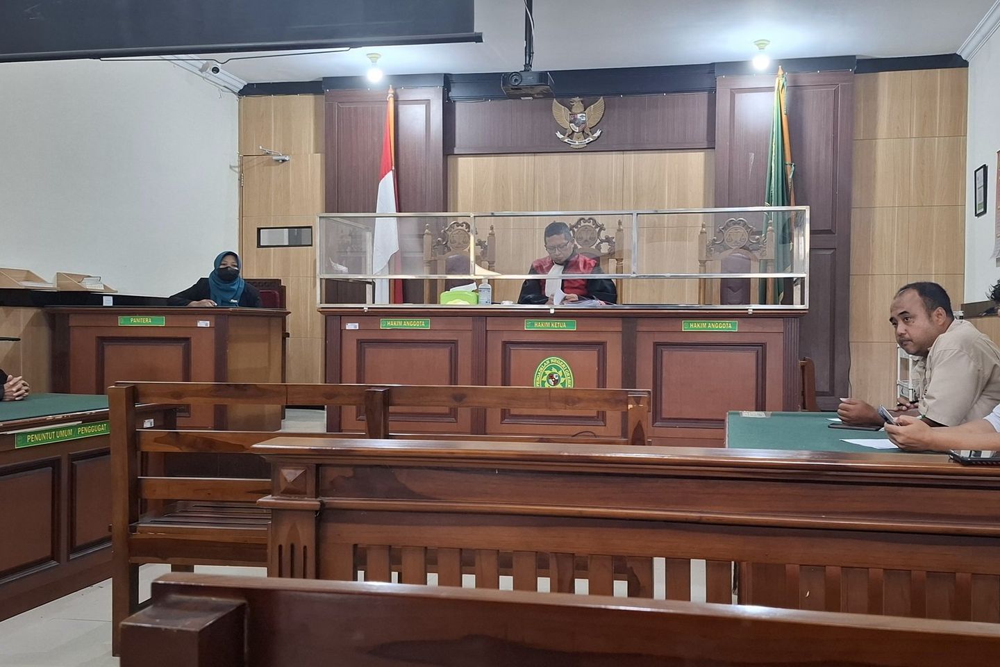 PN Gresik Tolak Praperadilan Kades Sekapuk Tersangka Penggelapan Aset Desa