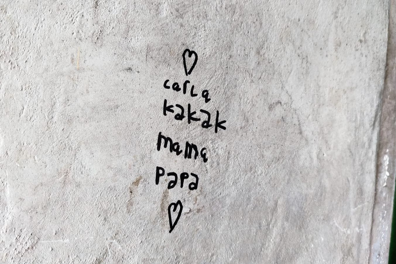 Anak Korban Pembunuhan di Banyuwangi Ungkapkan Kasih Sayang Keluarga lewat Tulisan Ini