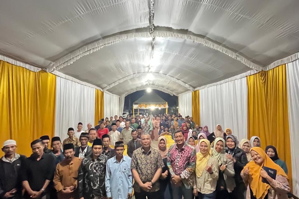 Reses Perdana 2025, Warga Bareng Sampaikan Harapan ke Anggota DPRD Jatim Sumardi