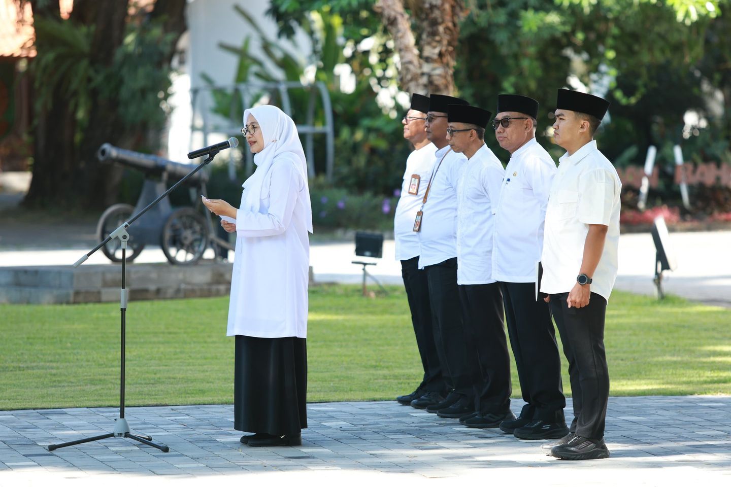 Hari Pertama Kerja, Ipuk Ingatkan Konsolidasi Antar OPD di Pemkab Banyuwangi