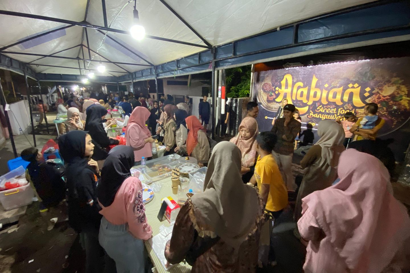 Berburu Kuliner Khas Timur Tengah di Arabian Street Food Banyuwangi