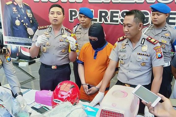 Terlilit Utang, Mantan Pegawai Kafe Gresik Rampok dan Bunuh Teman Perempuannya