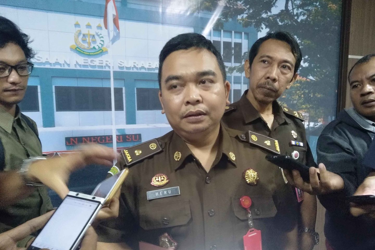 Kejari Surabaya Cari Alat Bukti untuk Jerat Tersangka Baru