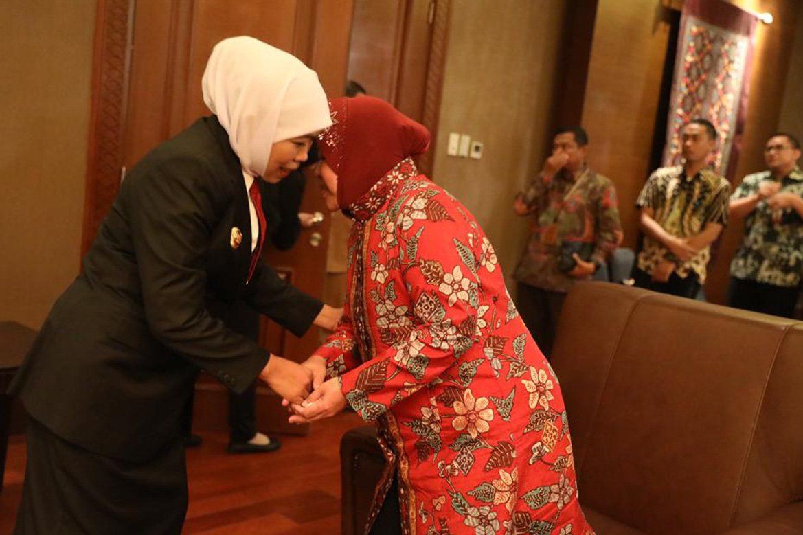 Khofifah dan Risma Gayeng Bahas DIPA