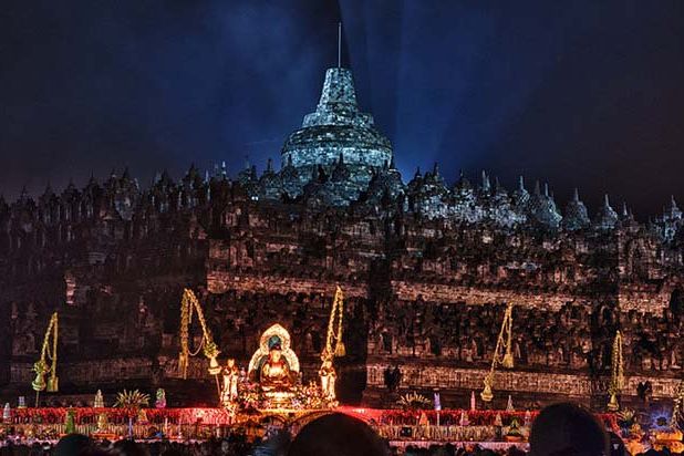 Ada Pembakaran Patung Buddha di Maha Vihara Mojopahit