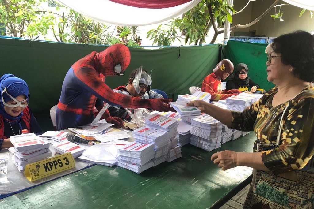 Ada Skuat Avengers Amankan TPS di Kota Pahlawan Surabaya