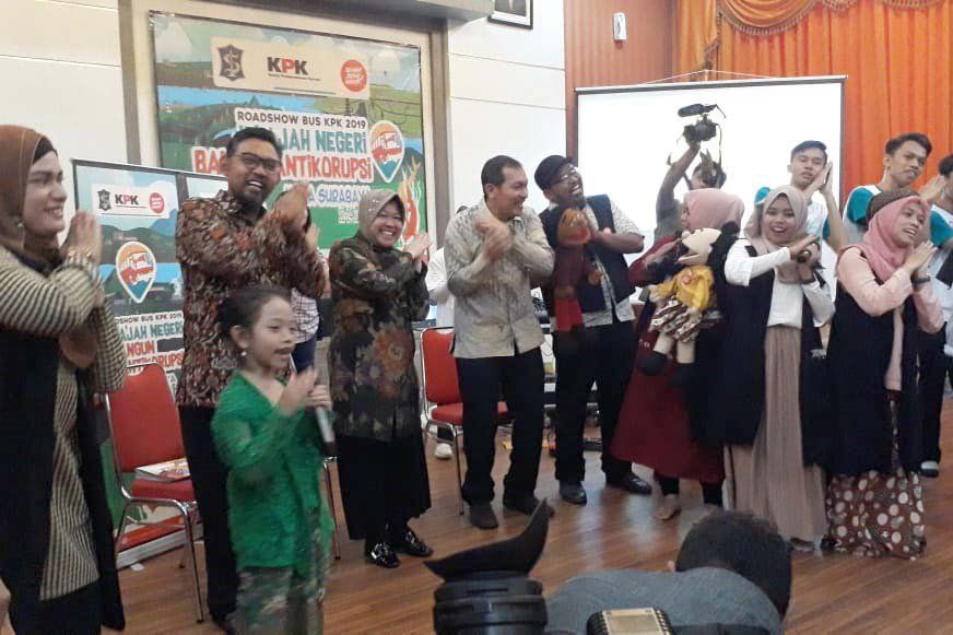 Risma Akan Buat Perwali Pendidikan Anti Korupsi Usia Dini