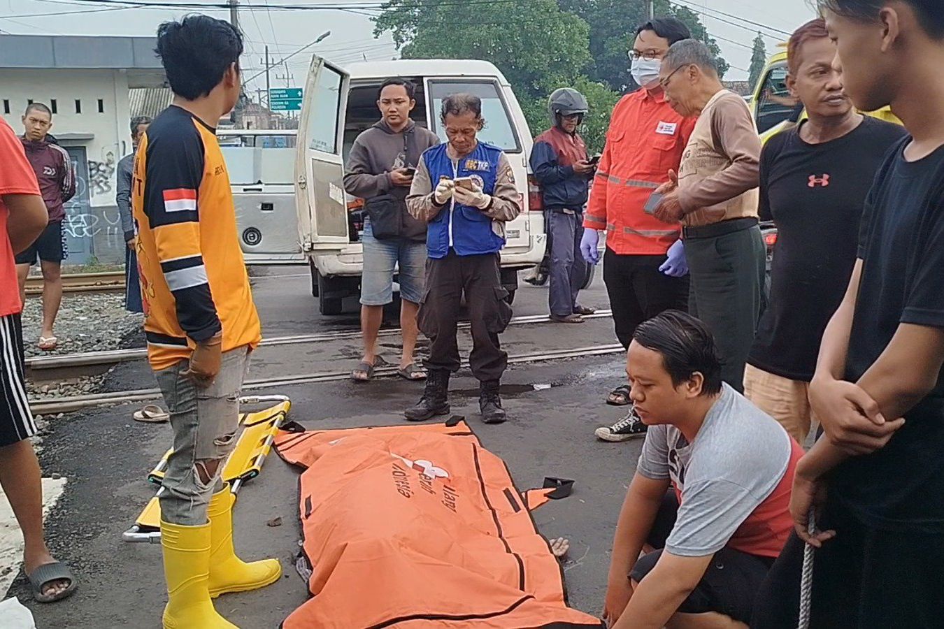 Wanita Lansia Meninggal Dunia Tertemper Kereta di Jalur Ganda Mojokerto