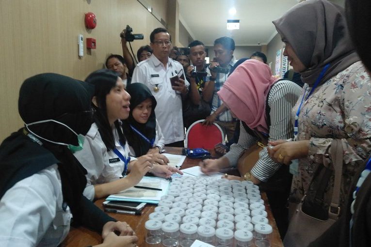 132 Bakal Calon Kades Sampang Jalani Tes Urine di BNNP Jatim