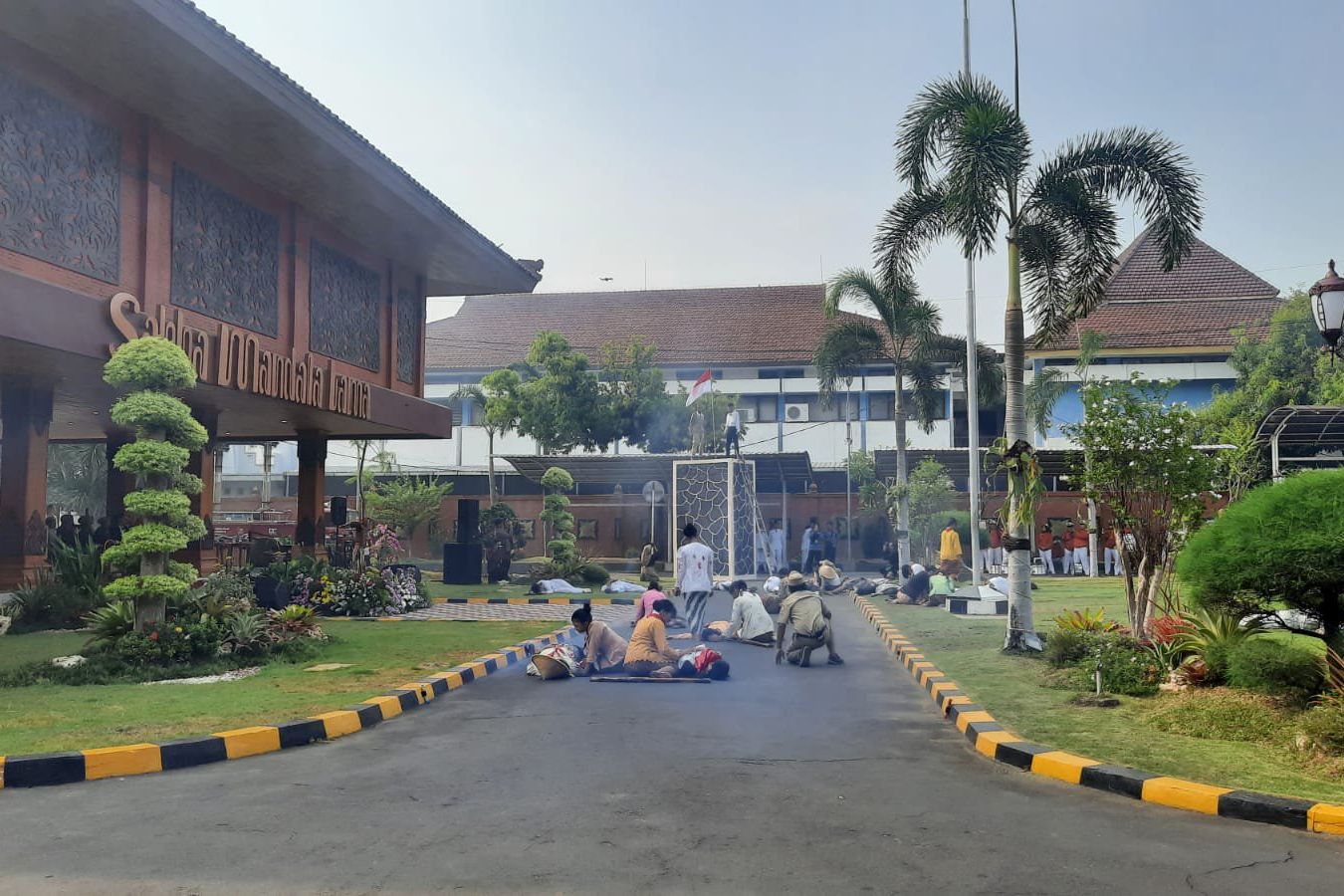 Peringati Hari Pahlawan 2024, Pemkot Mojokerto Gelar Teatrikal Perobekan Bendera Belanda  