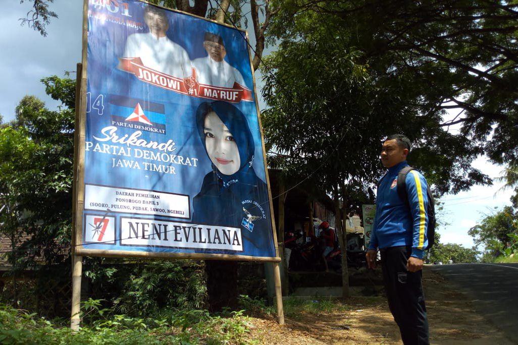 Balihonya Pampang Paslon 01, Caleg Demokrat Ponorogo Ditegur Partai