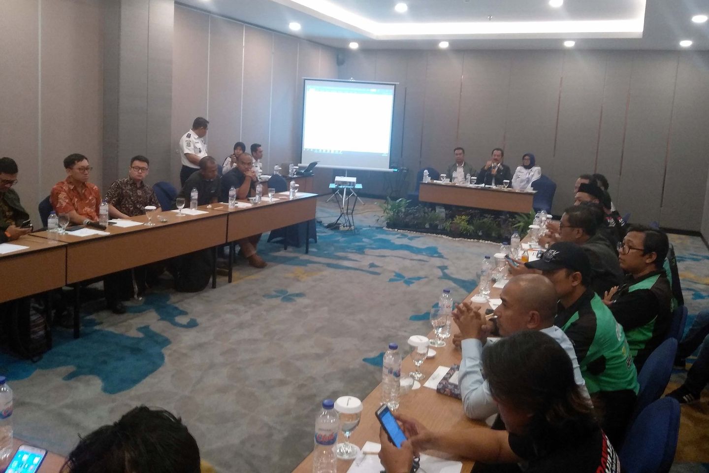Pertemuan Dishub, Aplikator dan <em>Driver</em> Temui Jalan Buntu  