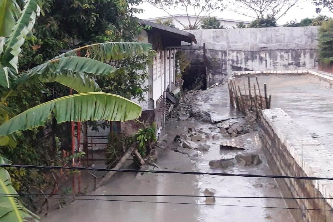Proyek Pembangunan PT Sinar Suri Diduga Cemari Sumur Warga