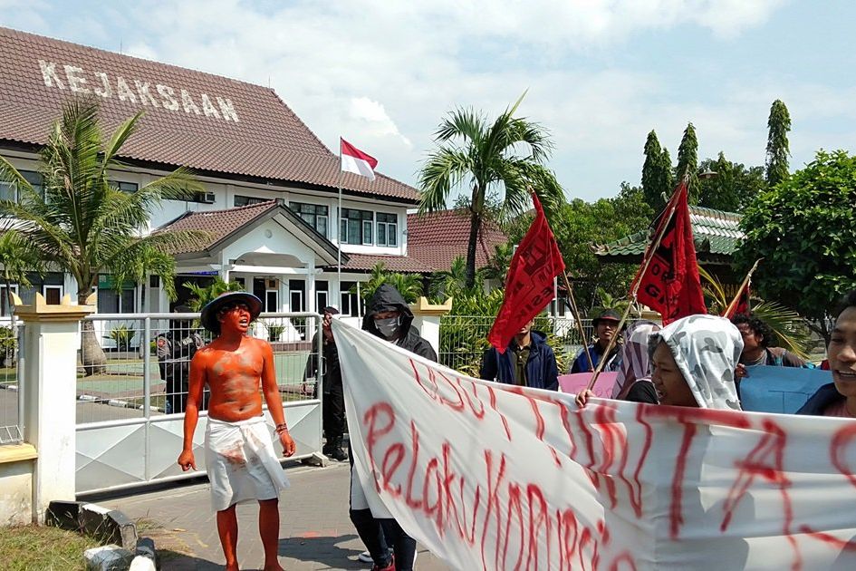 Forkot Gresik Tuntut Penyelesaian Dugaan Korupsi OPD