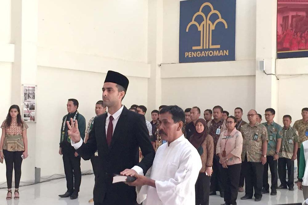 Diambil Sumpahnya, Dutra Sempat Grogi