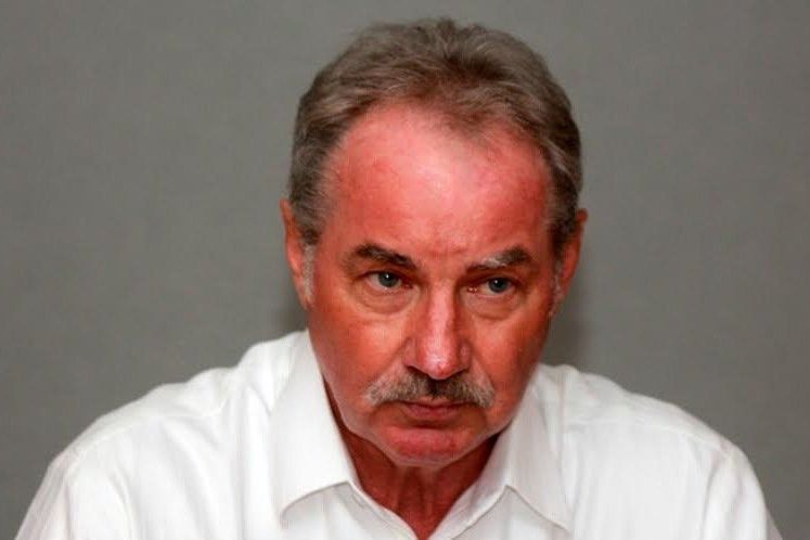 Alfred Riedl Dipastikan Segera Melatih Persebaya
