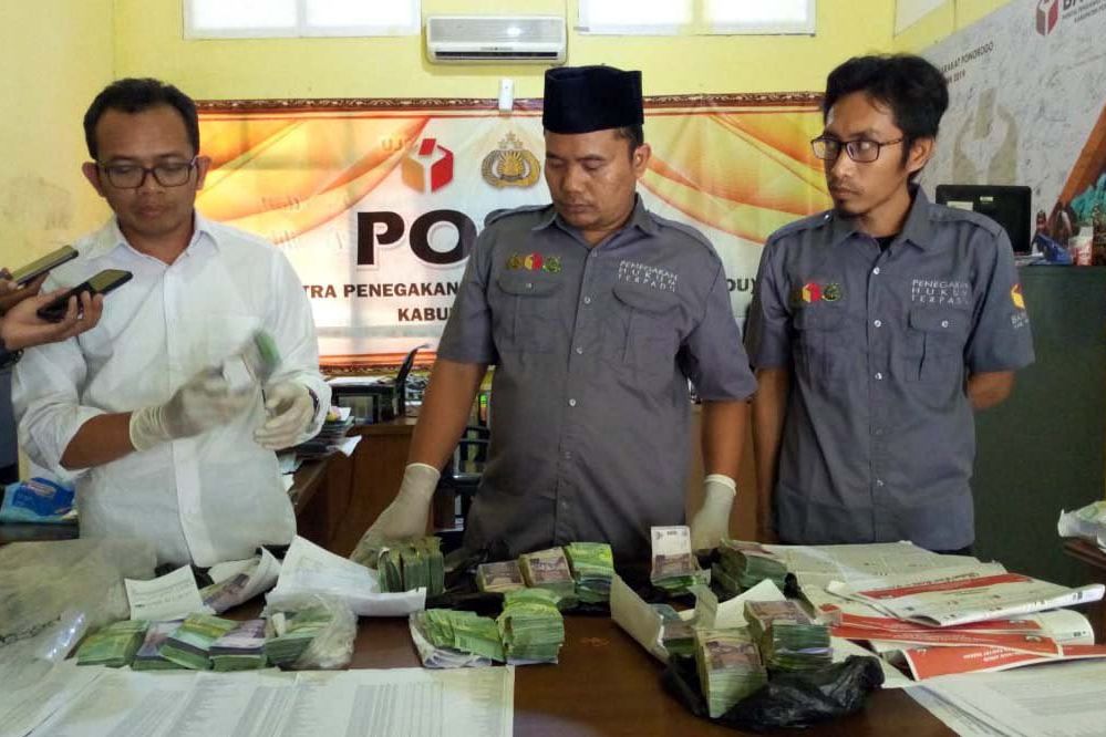 Tangkap Pelaku Politik Uang, Bawaslu Ponorogo Sita Rp66 Juta 