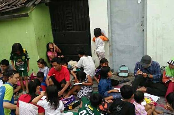 Komunitas Anak Jalanan Surabaya Serukan Pemenuhan Hak Anak Jalanan