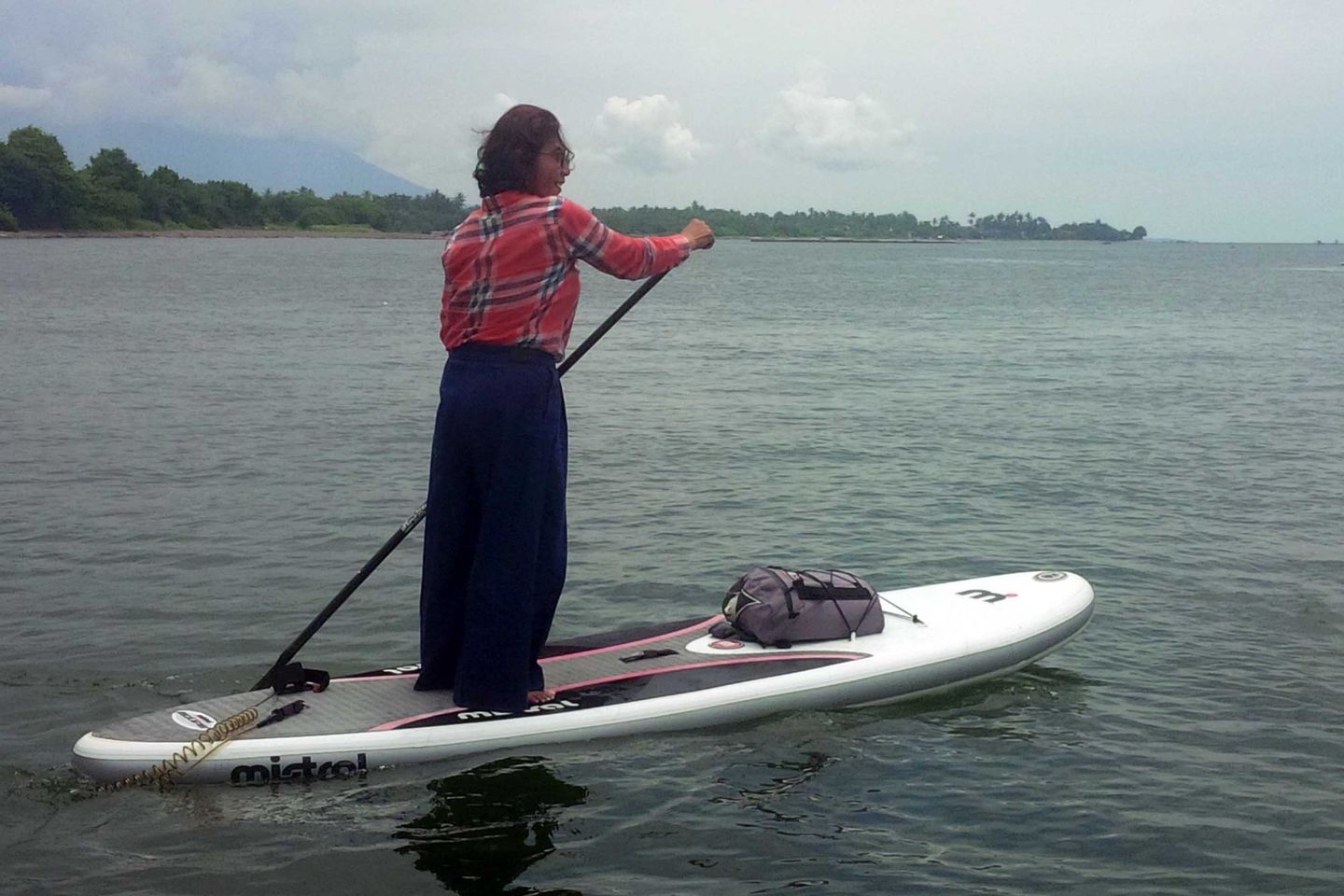 Menteri Susi Berniat Seberangi Selat Bali Pakai Papan <em>Paddle</em>