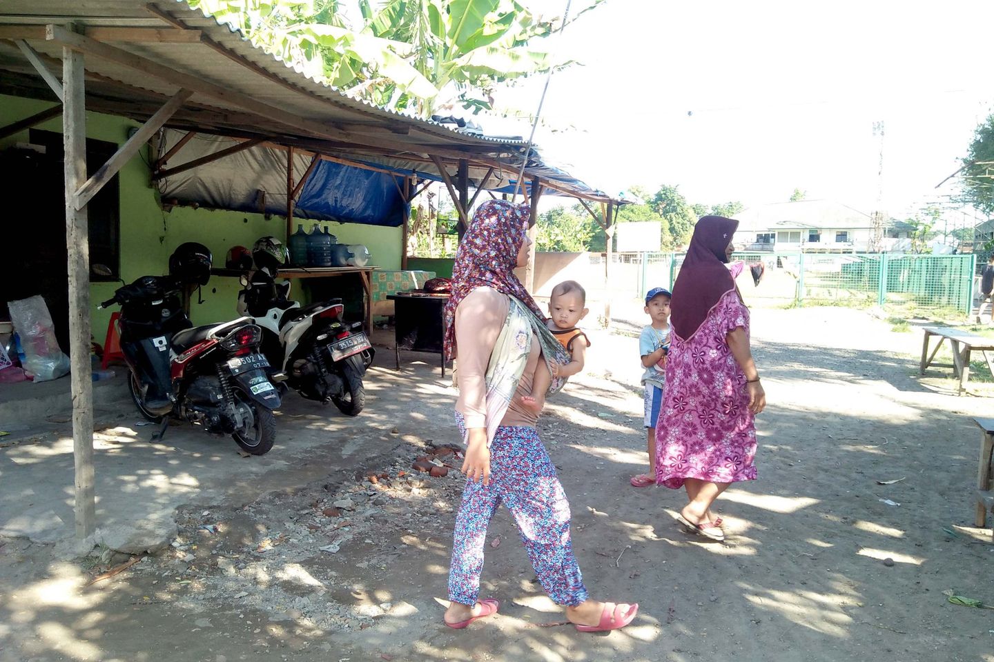 Lapangan Karanggayam Fasilitas Karyawan Persebaya