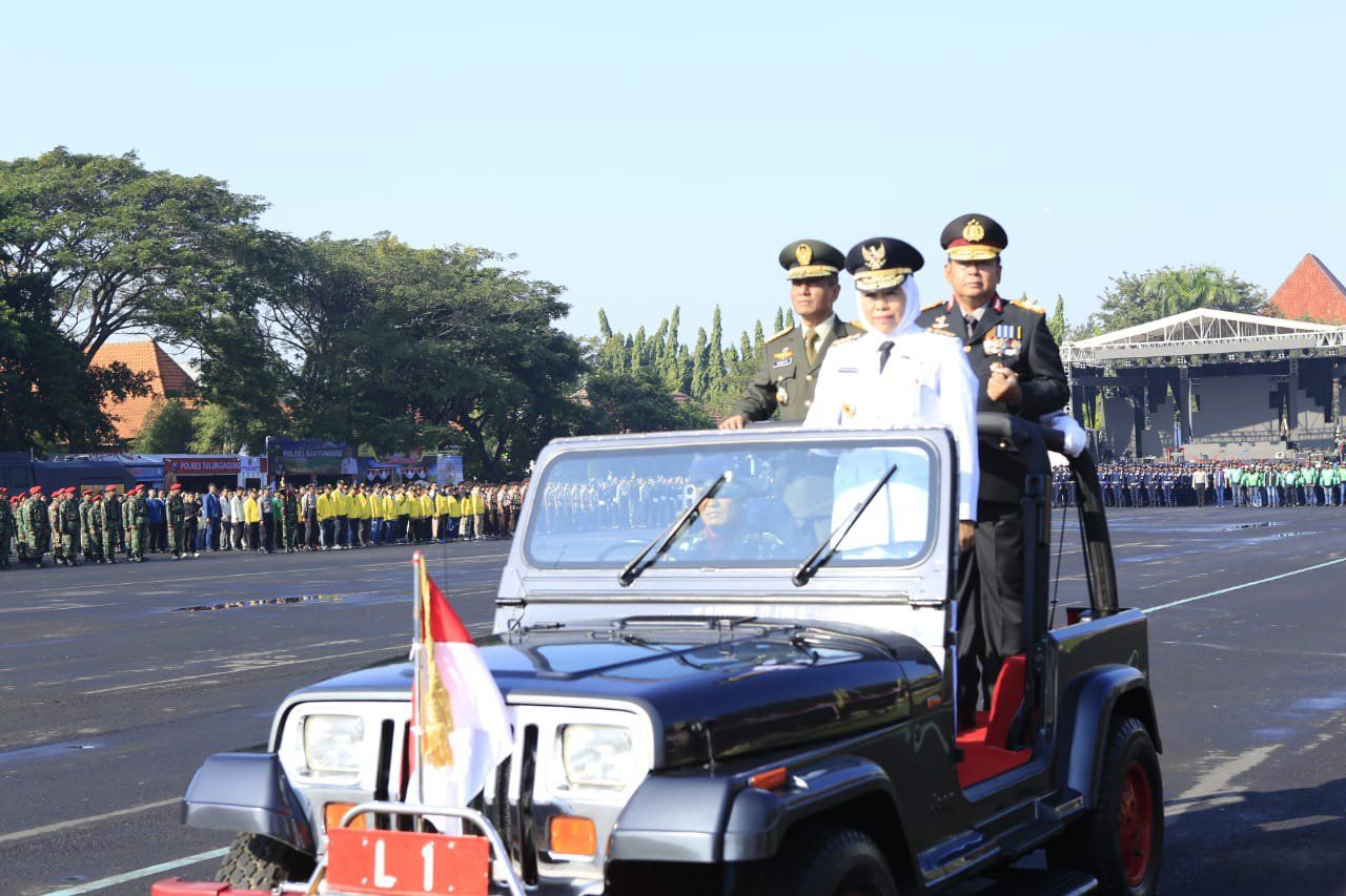 Pertama Kalinya HUT Bhayangkara Digelar di Lapangan Kodam V Brawijaya