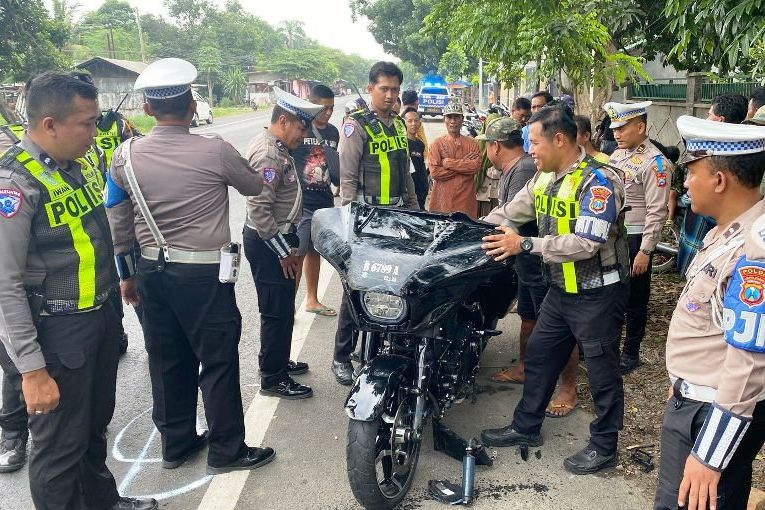 Naik Moge, Bendahara Umum Partai Demokrat Renville Tewas Kecelakaan di Situbondo