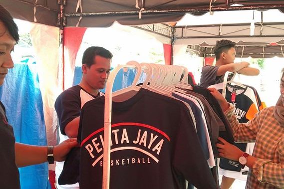 Omzet Pedagang Musiman Porprov Jatim Capai Sejutaan Per Hari