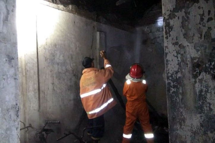 Rumah Pedagang Sayur di Probolinggo Ludes Terbakar