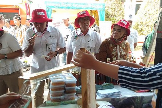 Petrokimia Gresik Edukasi Pengunjung Pameran PAE Soal Plastik