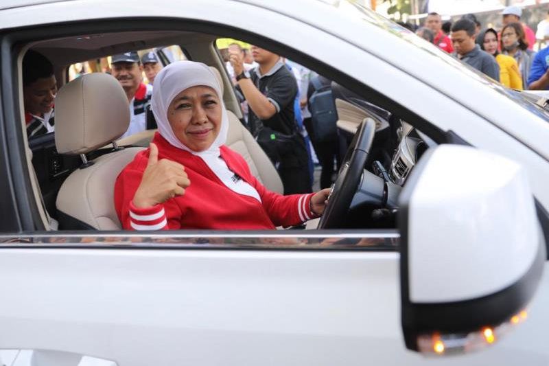 Khofifah Pesan Esemka Sebagai Mobil Pribadi