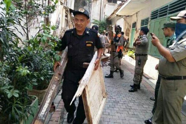 Penghuni Bangli Kraton Direlokasi ke Rusunawa Romokalisari