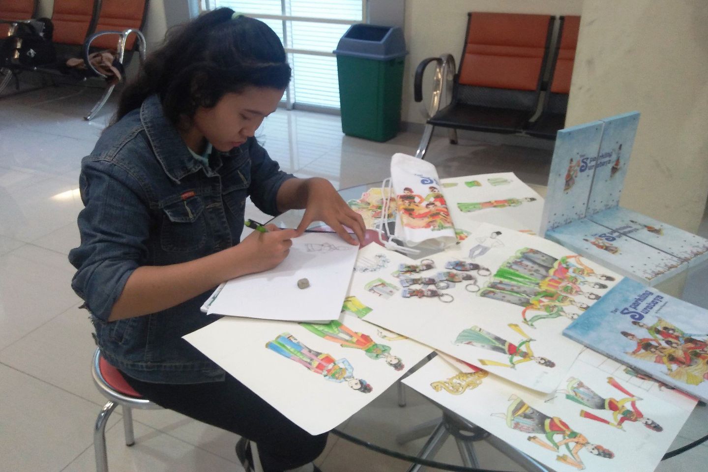 Mahasiswa STTS Bikin Buku Panduan Tari Sparkling Surabaya