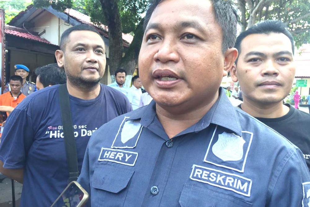 Diduga Berbuat Asusila, Warga Nglegok Blitar Dilaporkan Polisi