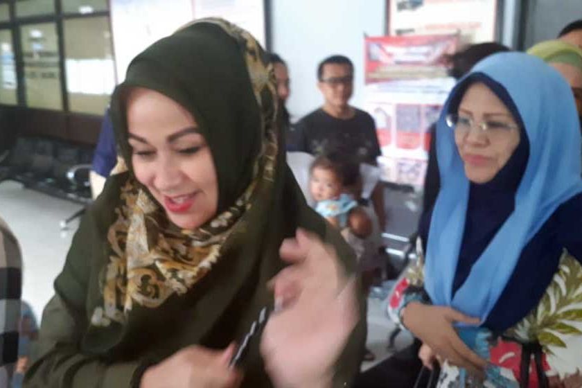Sederet Artis Era 80-an Kunjungi Ahmad Dhani di Penjara