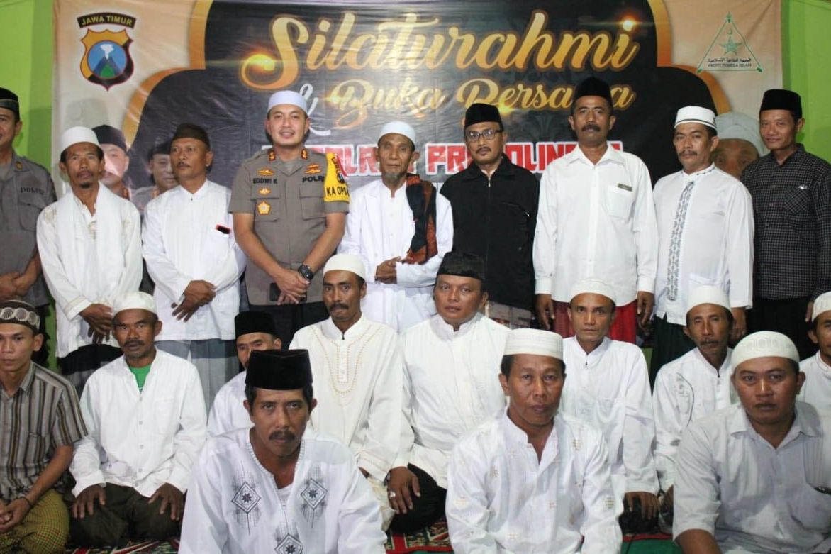 Redam Gejolak, Polres Probolinggo Silaturahmi dengan Pimpinan FPI