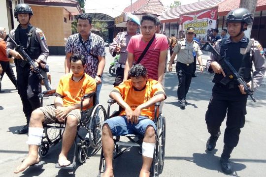 Polres Blitar Kota Tembak Dua Perampok di Rumah Guru SMP