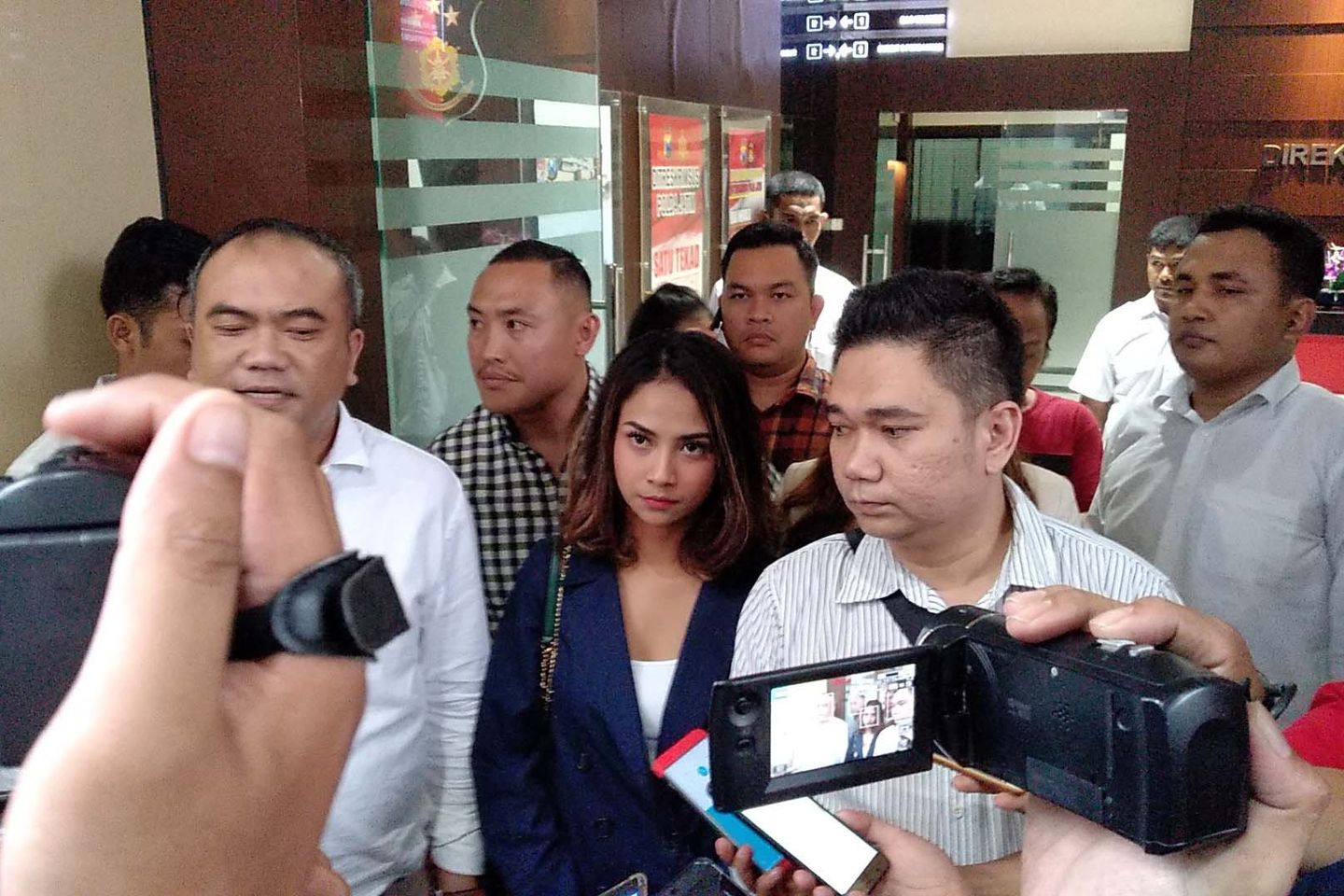 Sakit Diare, Vanessa Angel Batal Ditahan