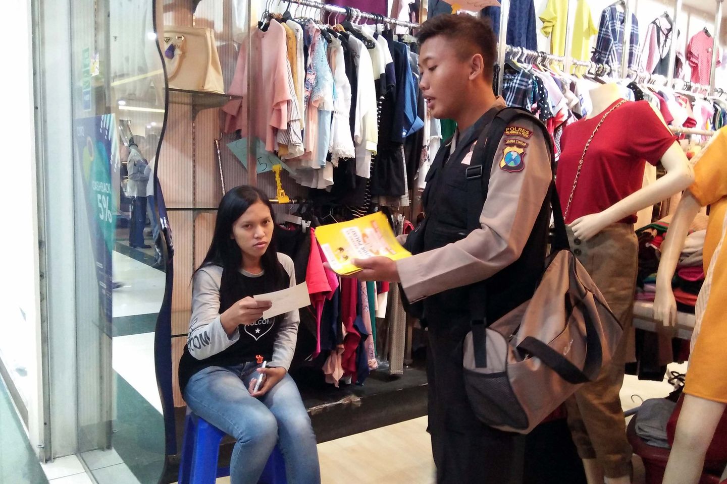 Polres Tanjung Perak Jalankan Layanan SPKT <em>Door to Door</em>