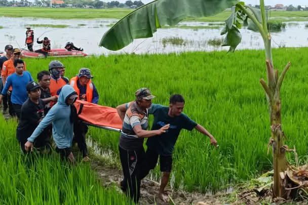Tenggelam saat Cari Kangkung di Waduk, Warga Lamongan Ditemukan Tewas