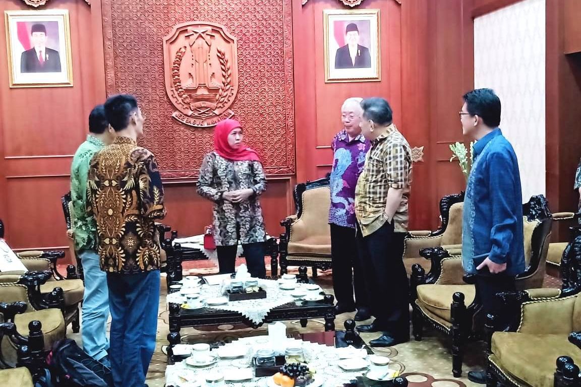 Investor Asal Cina Tawari Jatim Skytrain