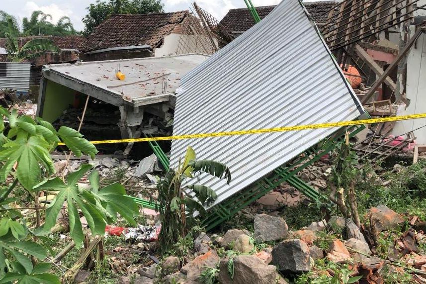 Rumah Polisi di Mojokerto Meledak, Ibu dan Anak Meninggal Dunia