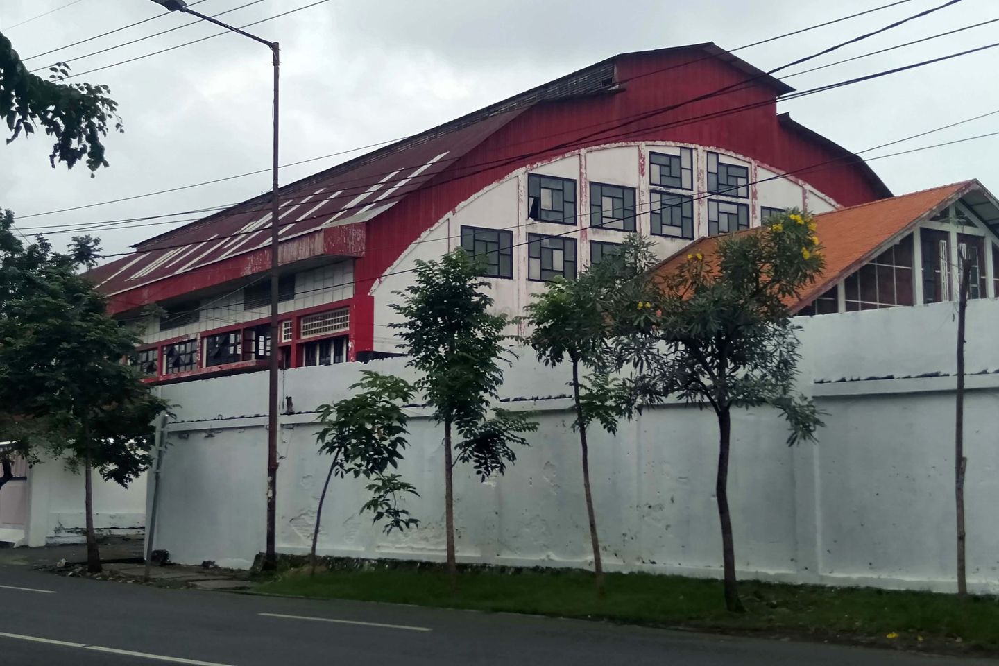Gelora Pancasila, Saksi Bisu Aktivitas Atlet hingga Barang Antik 
