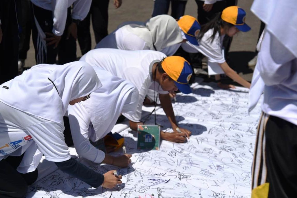 Tujuh Ribu Maba Unair Bikin Petisi untuk Presiden Jokowi