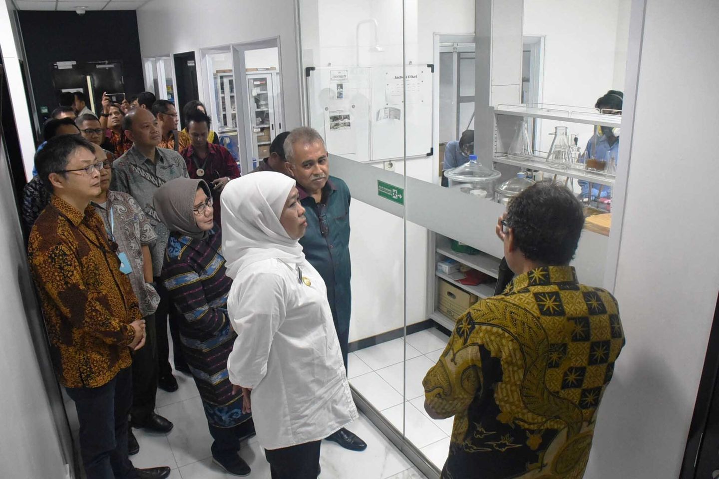 Khofifah Berharap Pengolahan Limbah B3 di Lamongan Segera Terealisasi