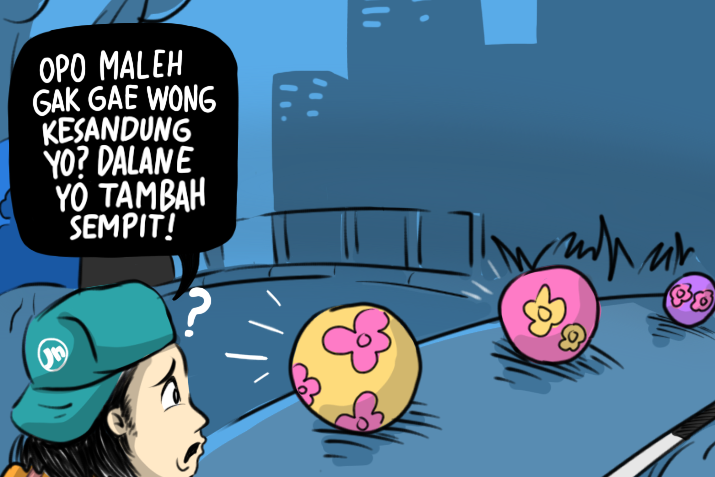 Bola Cantik di Jalur Pejalan Kaki