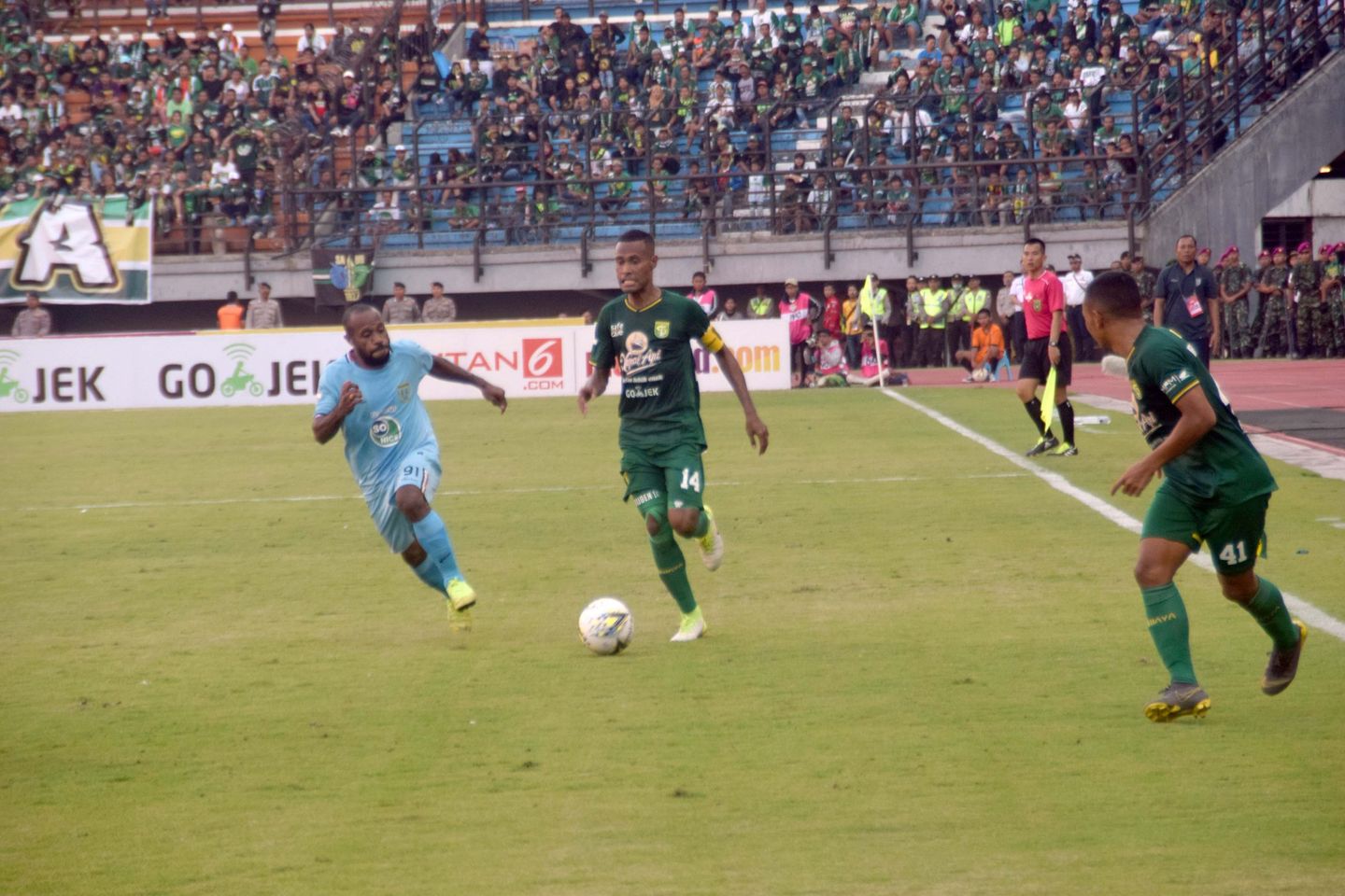 Krisis Pemain Bayangi Persebaya
