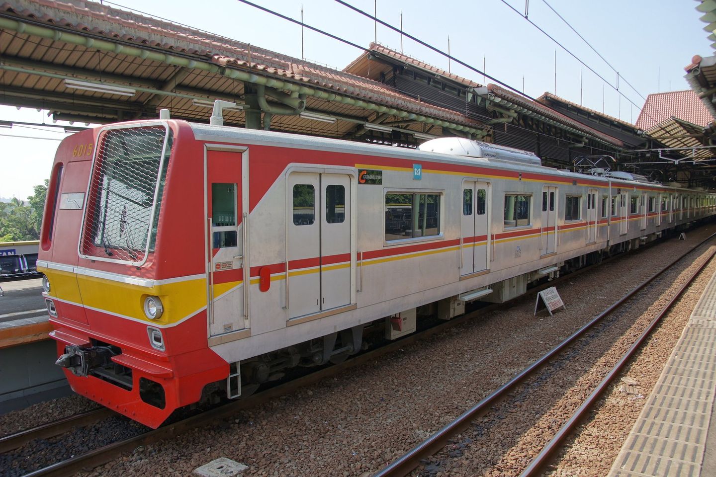KRL Tujuan Jatinegara-Bogor Kecelakaan