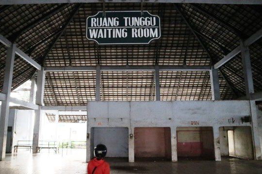 Bekas Peron Terminal Seloaji Ponorogo Mangkrak Selama Dua Tahun