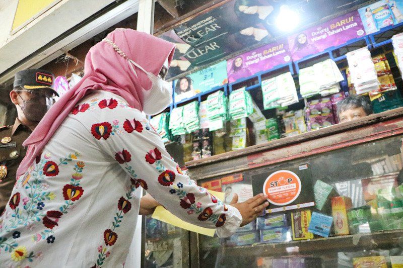 Pemkot Mojokerto Bersama KPPBC Sidoarjo Sidak Cukai Rokok Ilegal Nihil Temuan