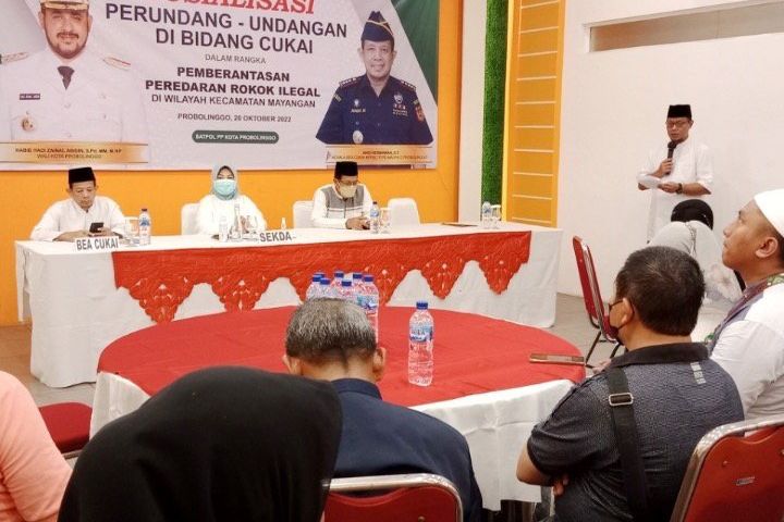 Tekan Peredaran Rokok Ilegal Lewat Ojek Online, PKL dan UMKM di Kota Probolinggo Diedukasi Soal Cukai